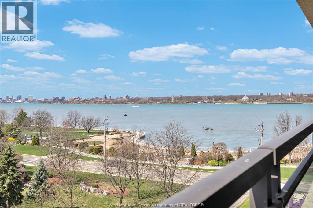 #604 5125 RIVERSIDE DRIVE East - 24
