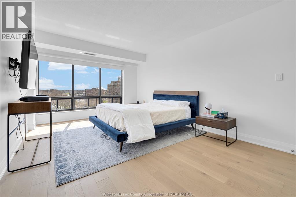 #604 5125 RIVERSIDE DRIVE East - 29