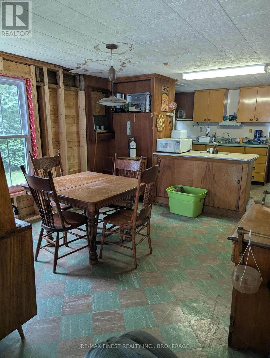 141 RIVER ROAD - 39