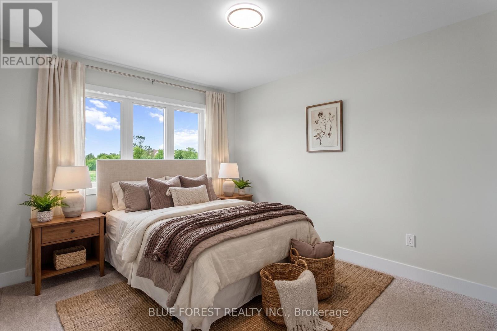247 MCTAVISH STREET - 37