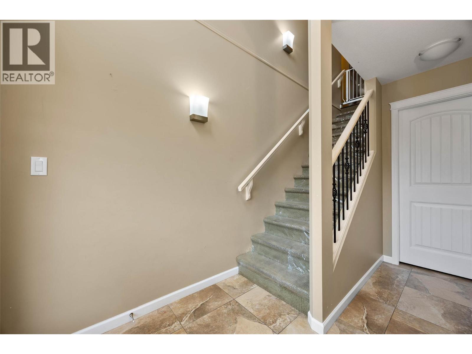 2656 BRIARWOOD Avenue - Image 4