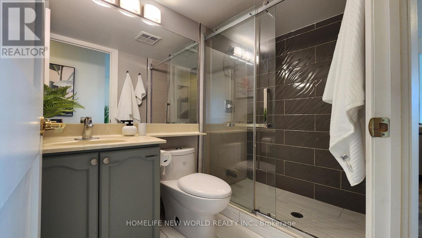 #404 3830 BATHURST STREET - 11