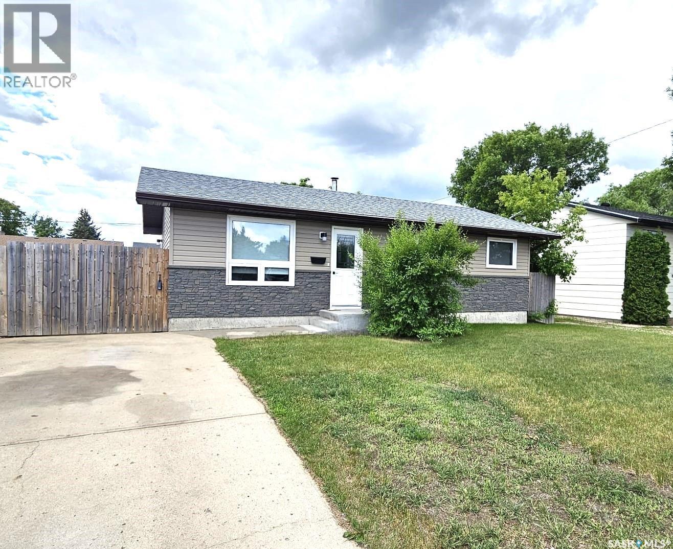 1511 Glendale STREET — photo 42