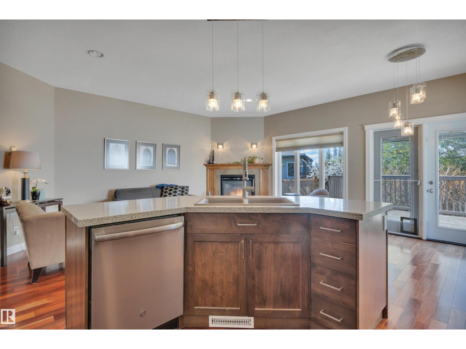 59 WILKINSON PL — photo 29