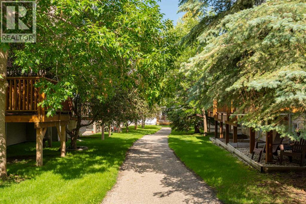 324 Bridlewood Lane SW - 25