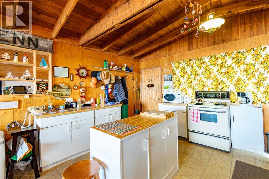44 Lakeview Avenue - 9