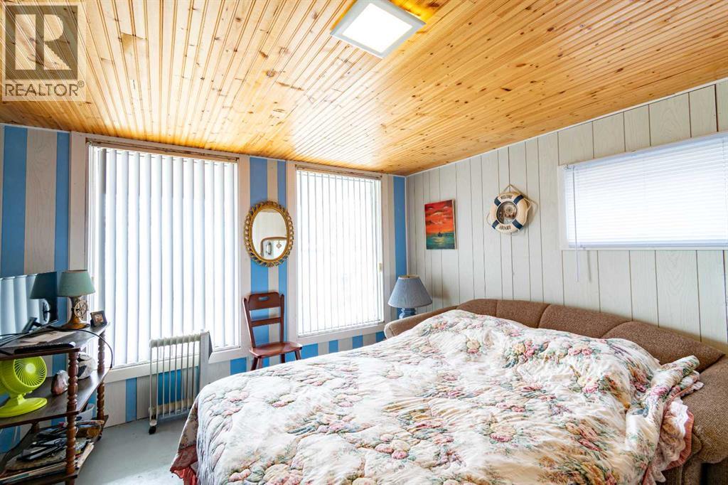 44 Lakeview Avenue - 25