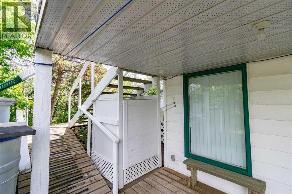 44 Lakeview Avenue - 34