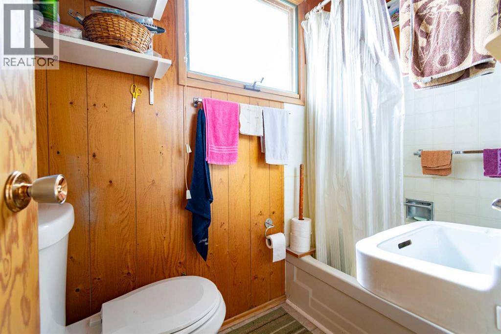 44 Lakeview Avenue - 16
