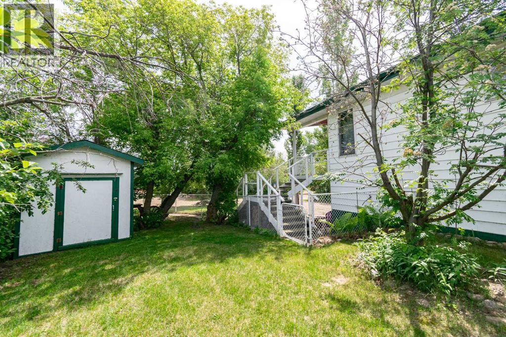 44 Lakeview Avenue - 40