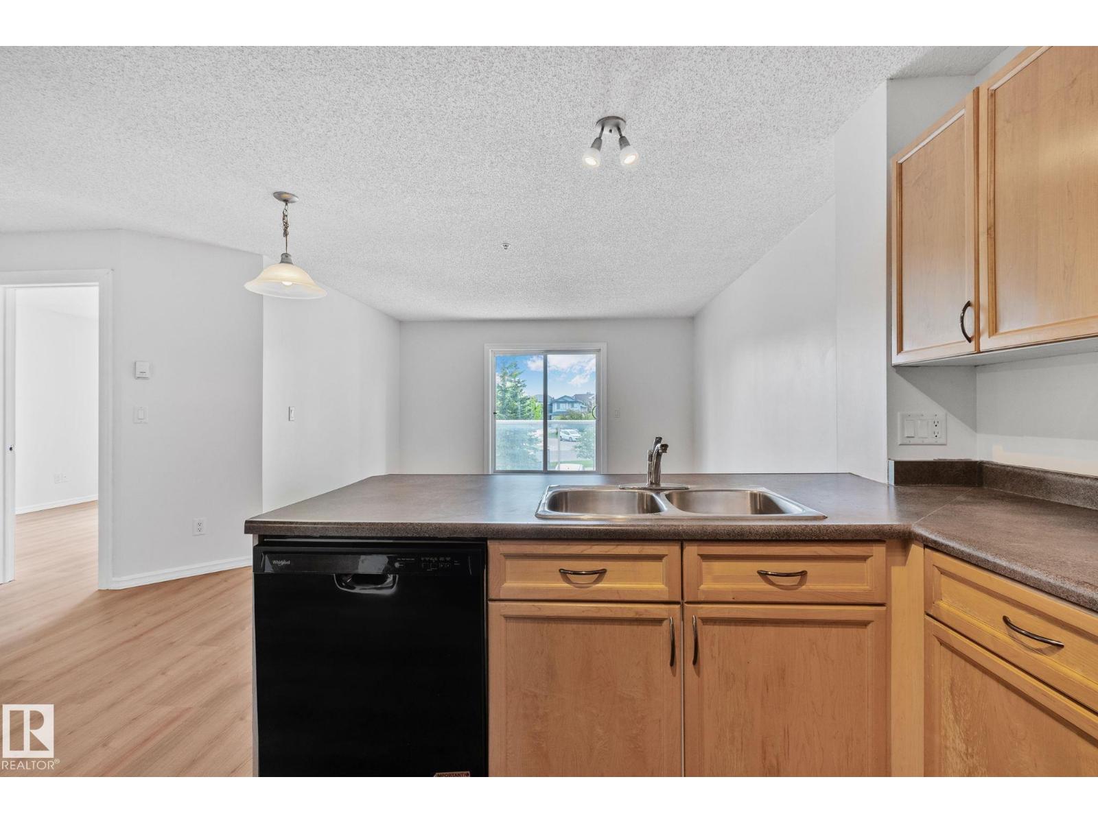 #207 13830 150 AV NW - 5