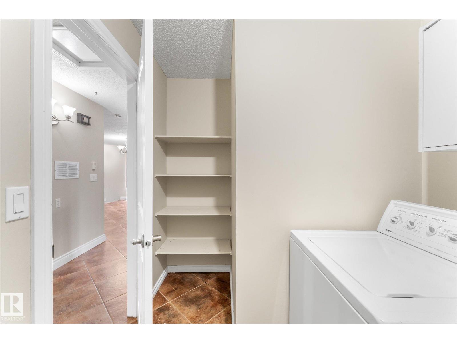 15819 98 ST NW — photo 37