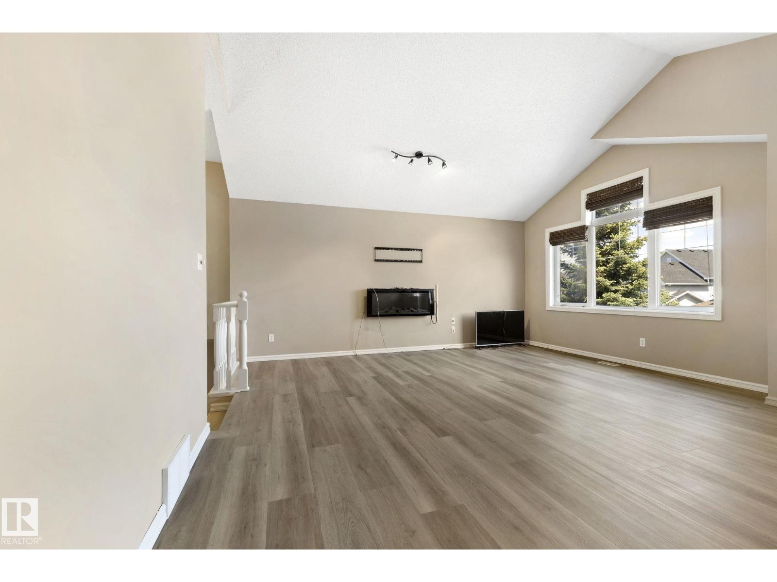 1212 82 ST SW — photo 31