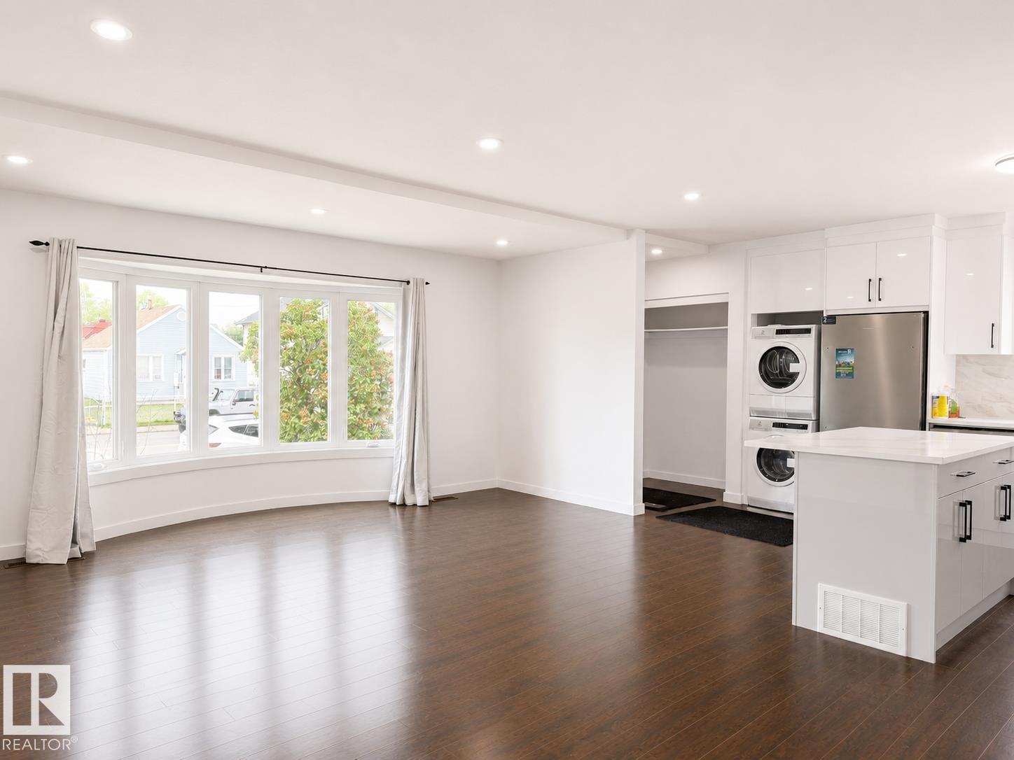11545 95 ST NW - photo 2