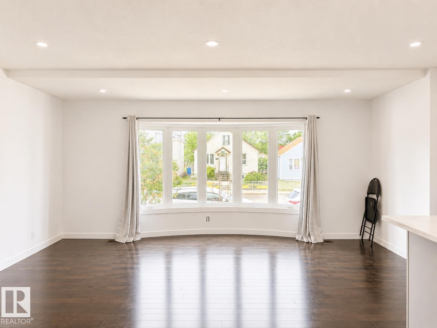 11545 95 ST NW - photo 3