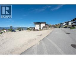 134 Deer Place, Penticton, BC V2A0J8 Photo 11