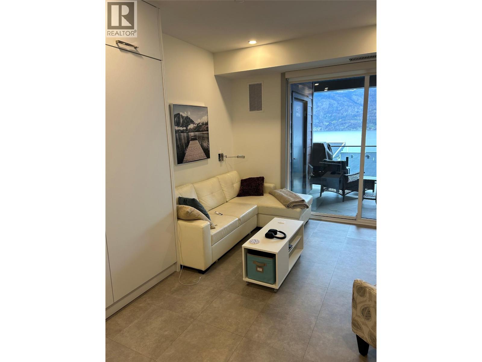 3475 Granite Close Close Unit# 210, Kelowna
