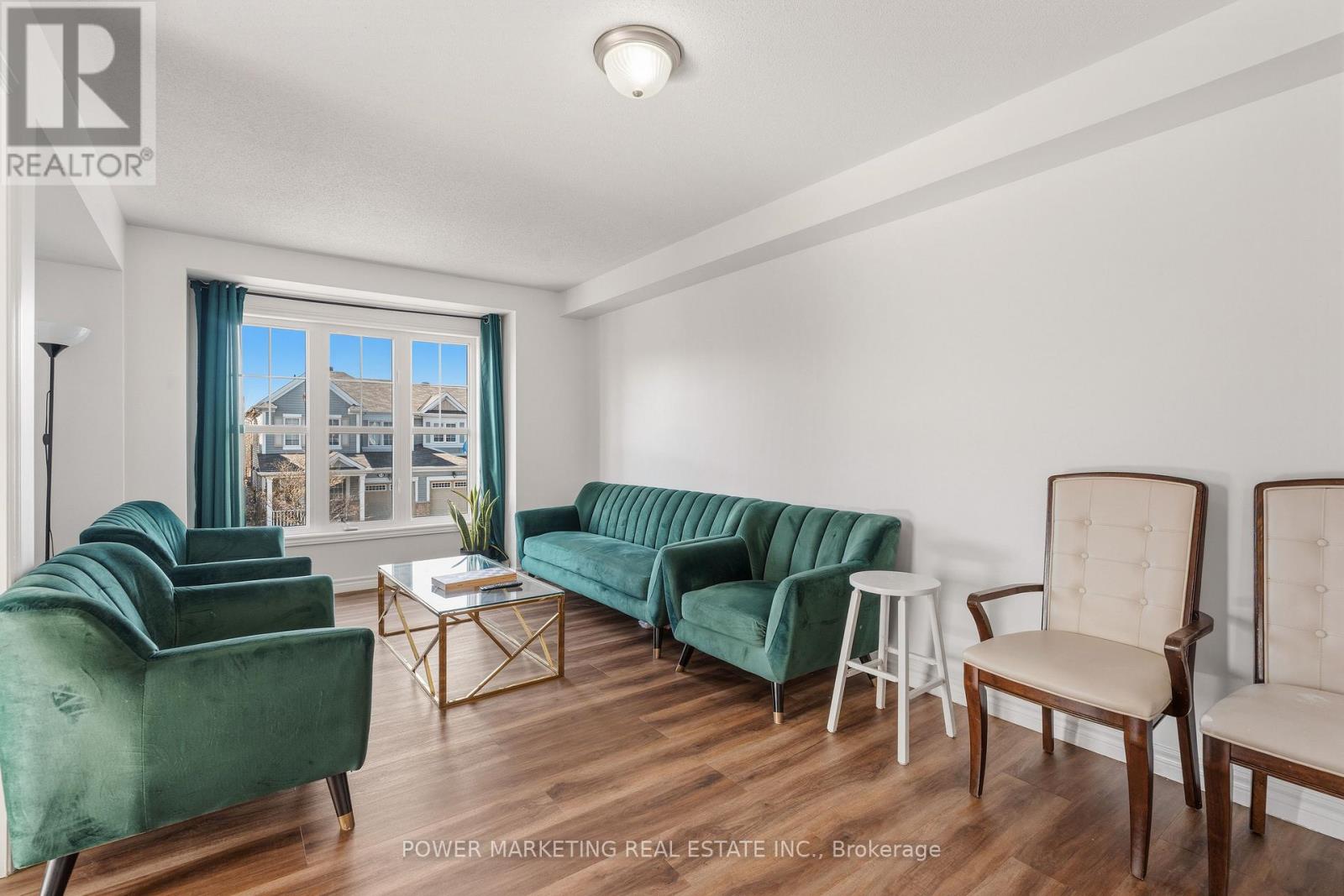 193 SOLEIL AVENUE - 17