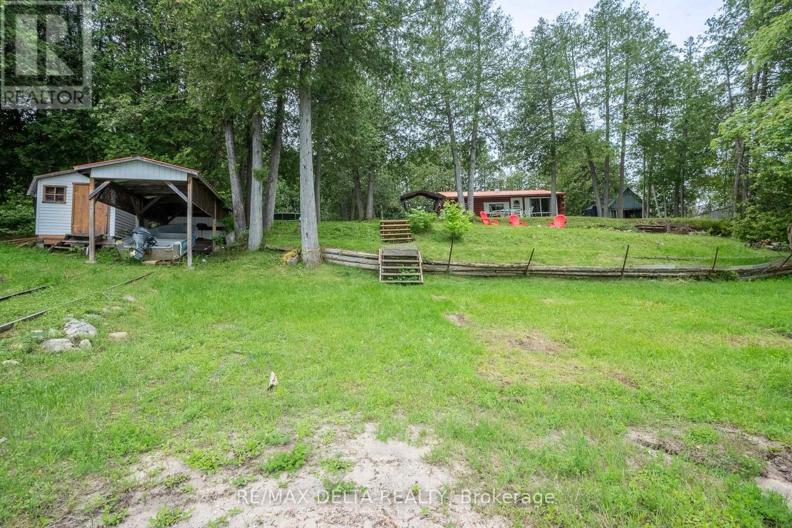 48 CROSBY TRAIL - 31