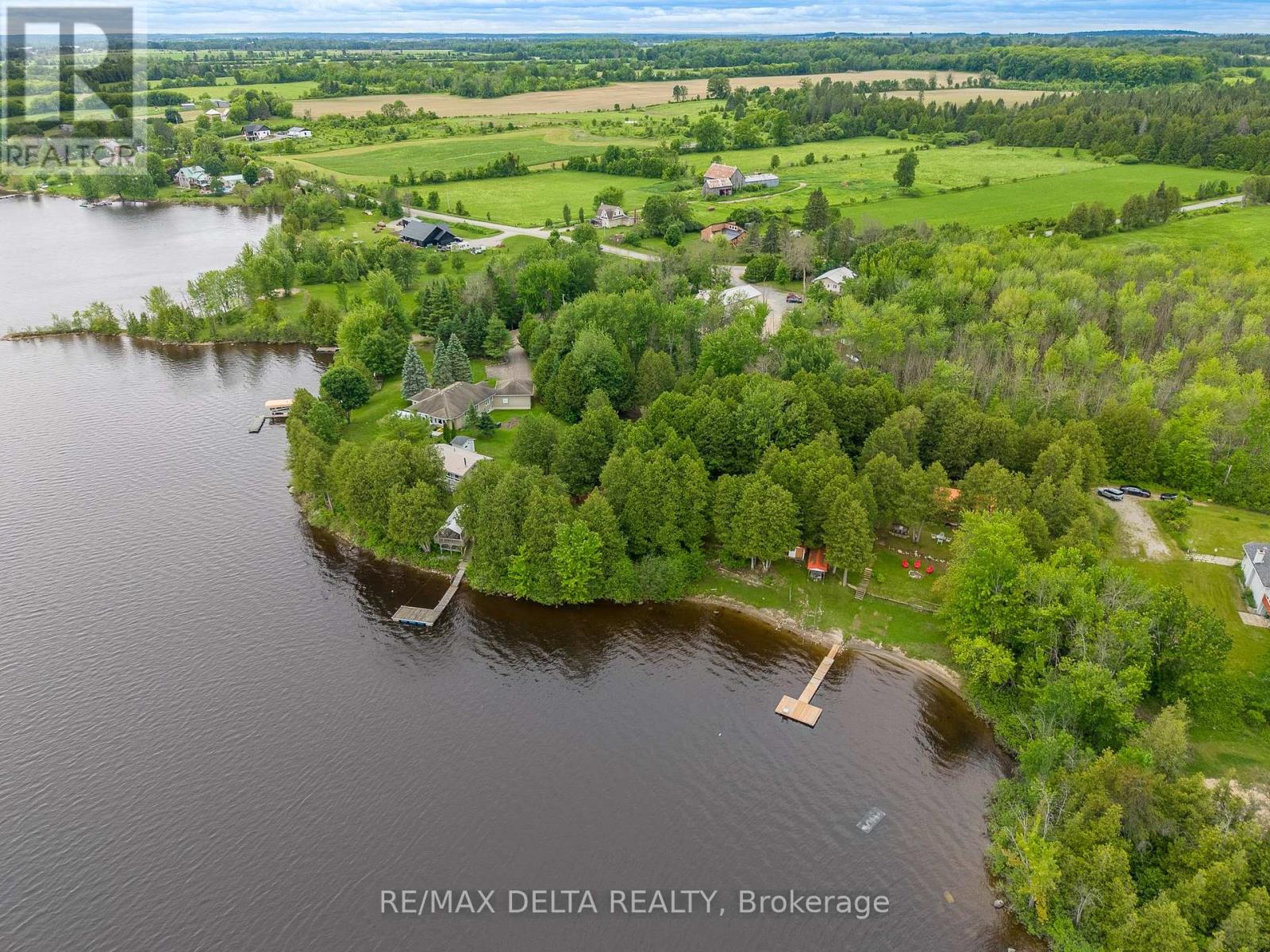 48 CROSBY TRAIL - 34