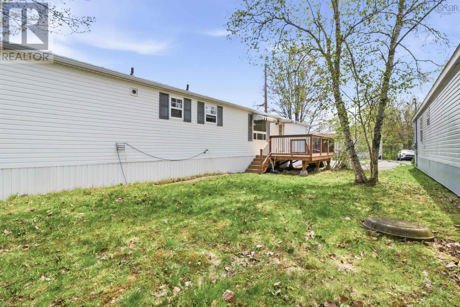 23 Quiet Street - 27