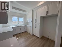 Primary Bedroom - 427 Meadowlark Way, Vulcan, AB T0L2B0 Photo 6