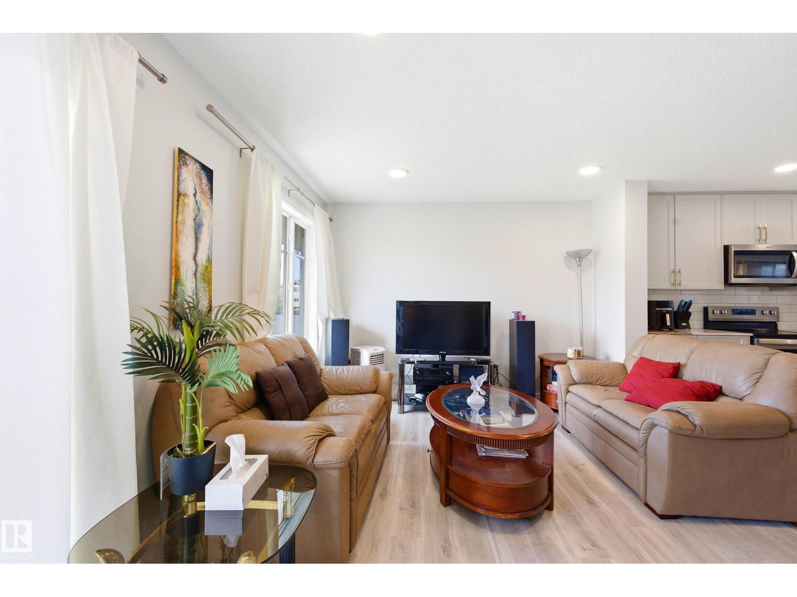 #42 2905 141 ST SW - 14
