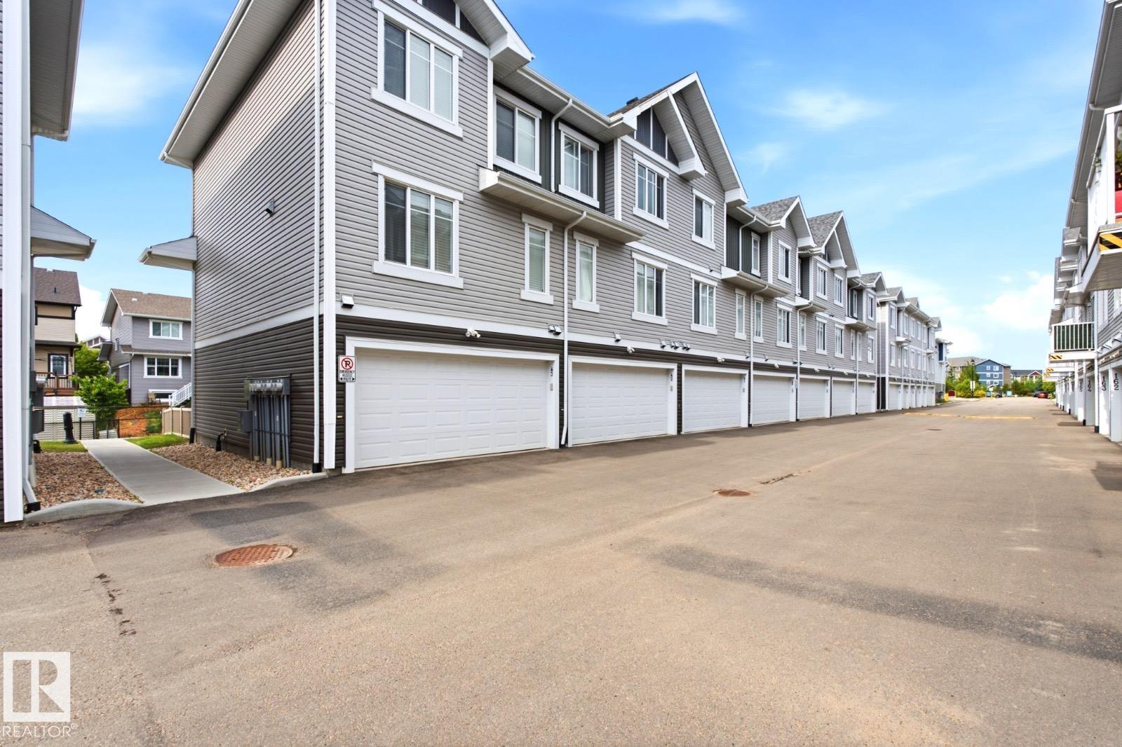 #42 2905 141 ST SW - 31