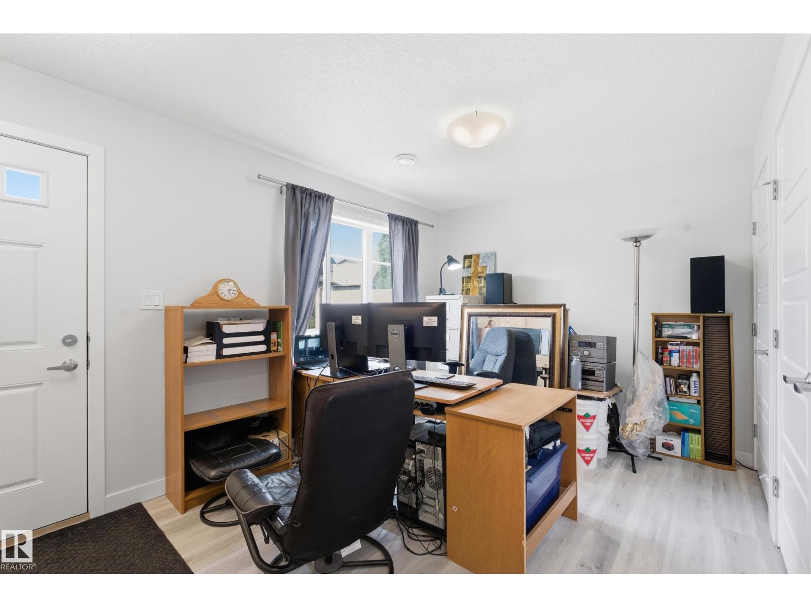 #42 2905 141 ST SW - 6