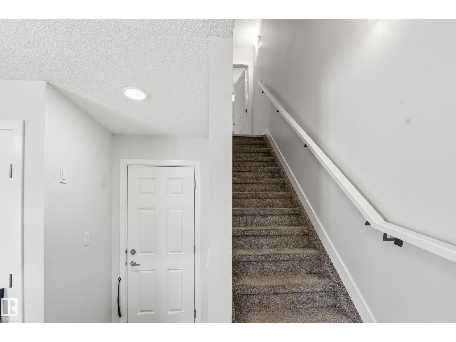 #42 2905 141 ST SW - 7