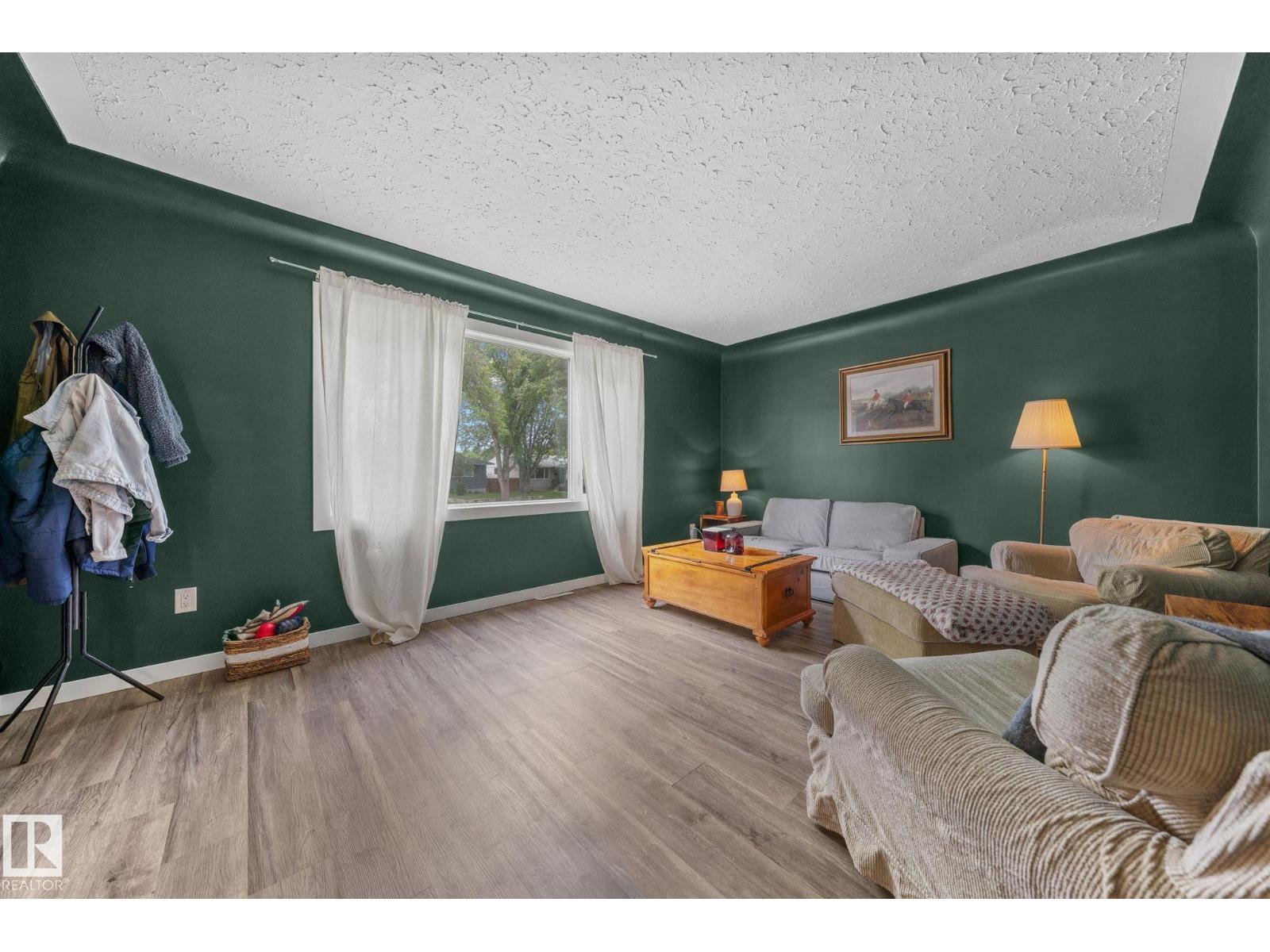 13631 122 AV NW — photo 8