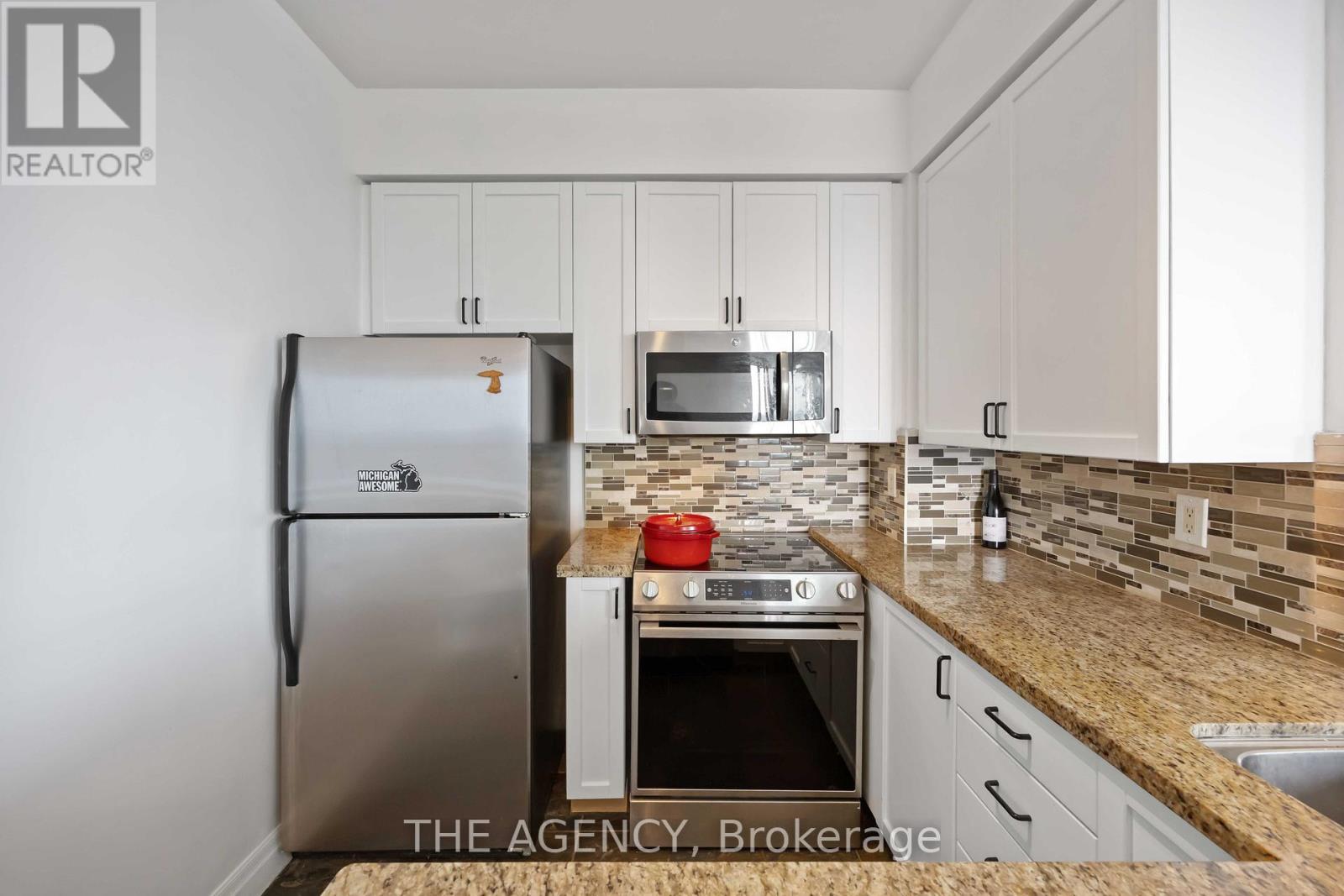 #3001 21 HILLCREST AVENUE - 14