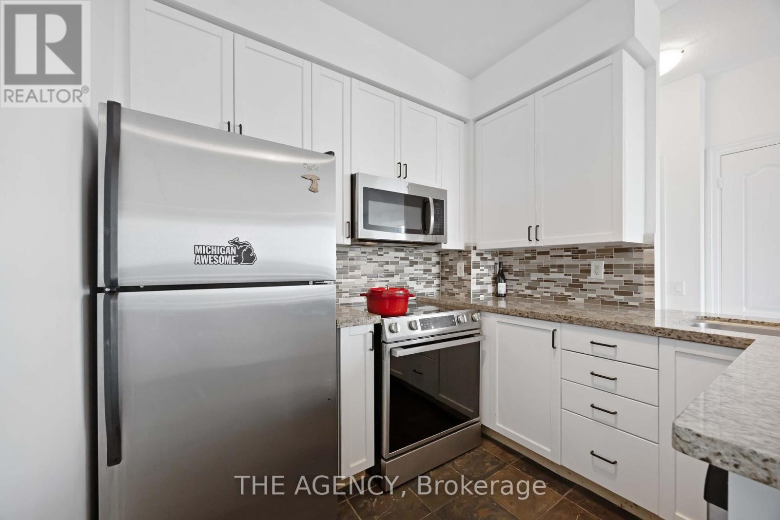 #3001 21 HILLCREST AVENUE - 17