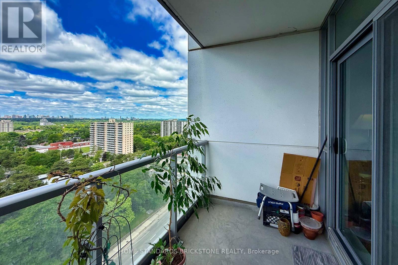 #1201 66 FOREST MANOR ROAD - 25