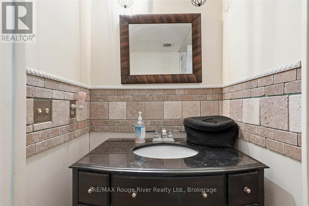 1562 MORGANSTON ROAD - 24