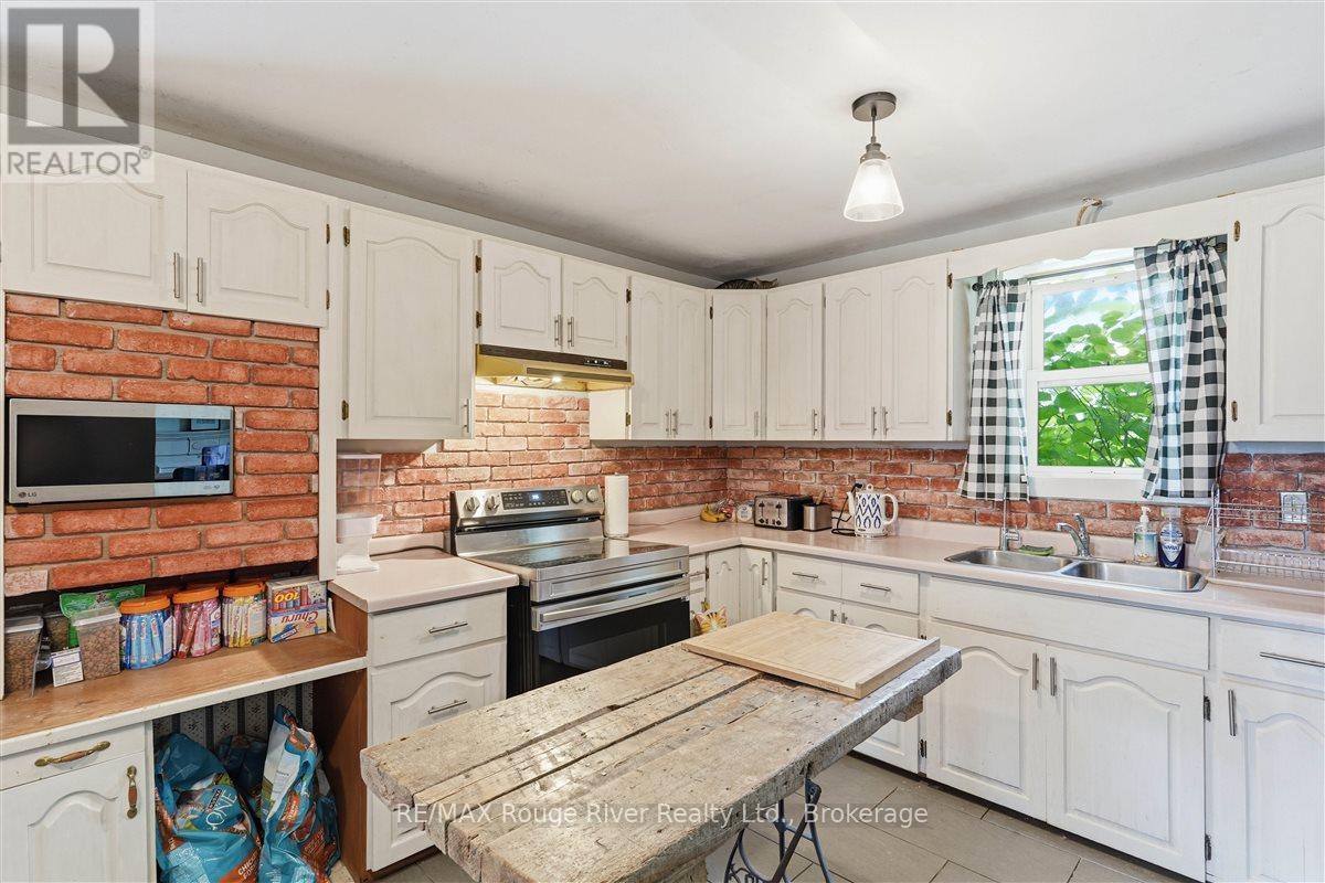 1562 MORGANSTON ROAD - 14