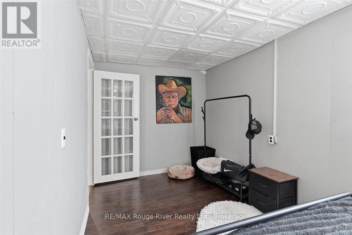 1562 MORGANSTON ROAD - 26