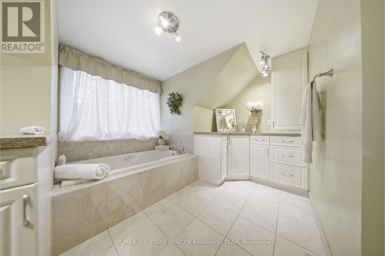 116 LONGWATER CHASE - 14