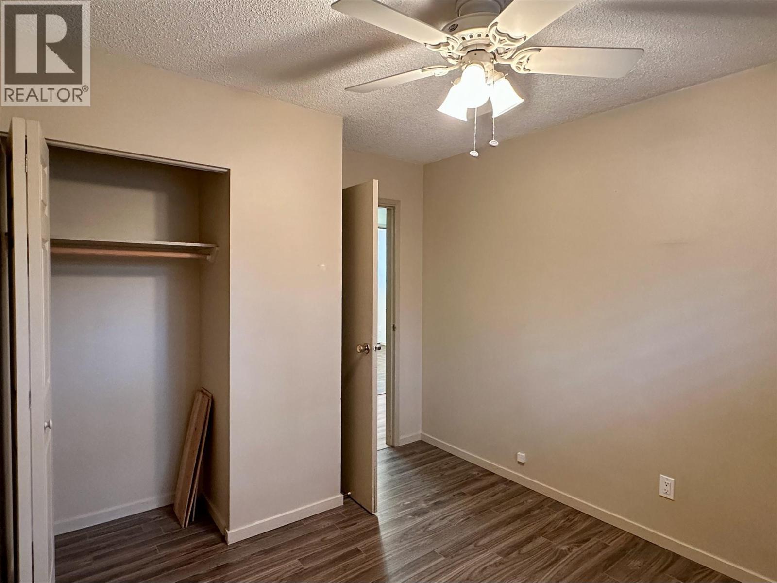 #14 2310 36 Street - 24