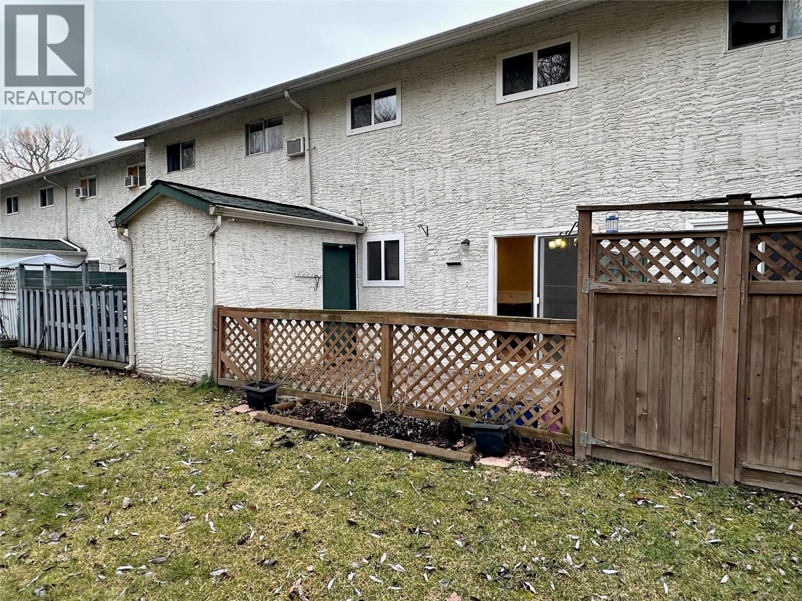 #14 2310 36 Street - 33