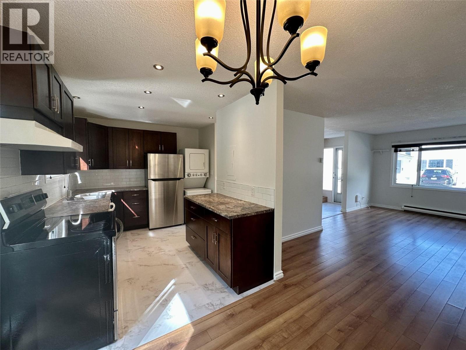 #14 2310 36 Street - 7