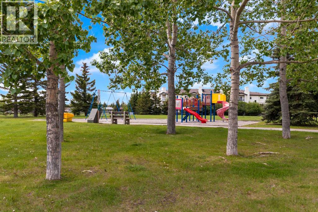 18 West Mcmanus Road, Cochrane