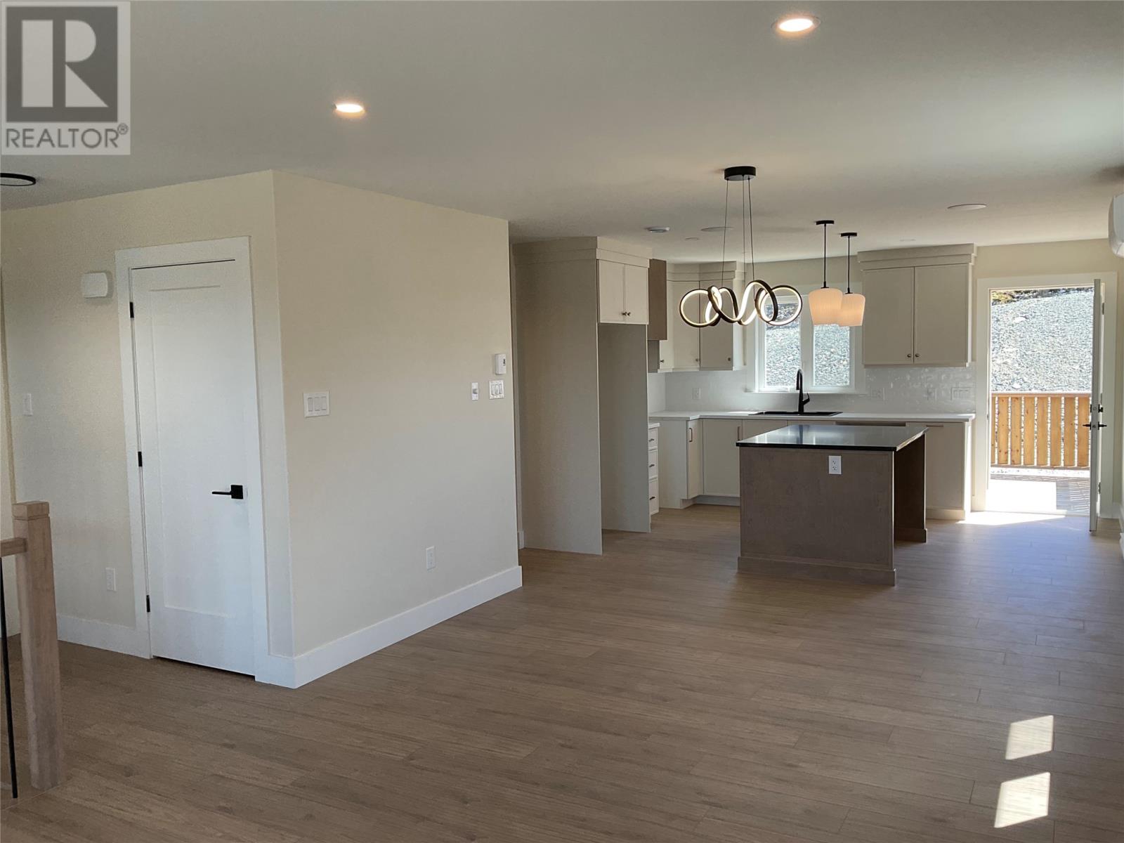 115 Sgt Donald Lucas Drive - 11