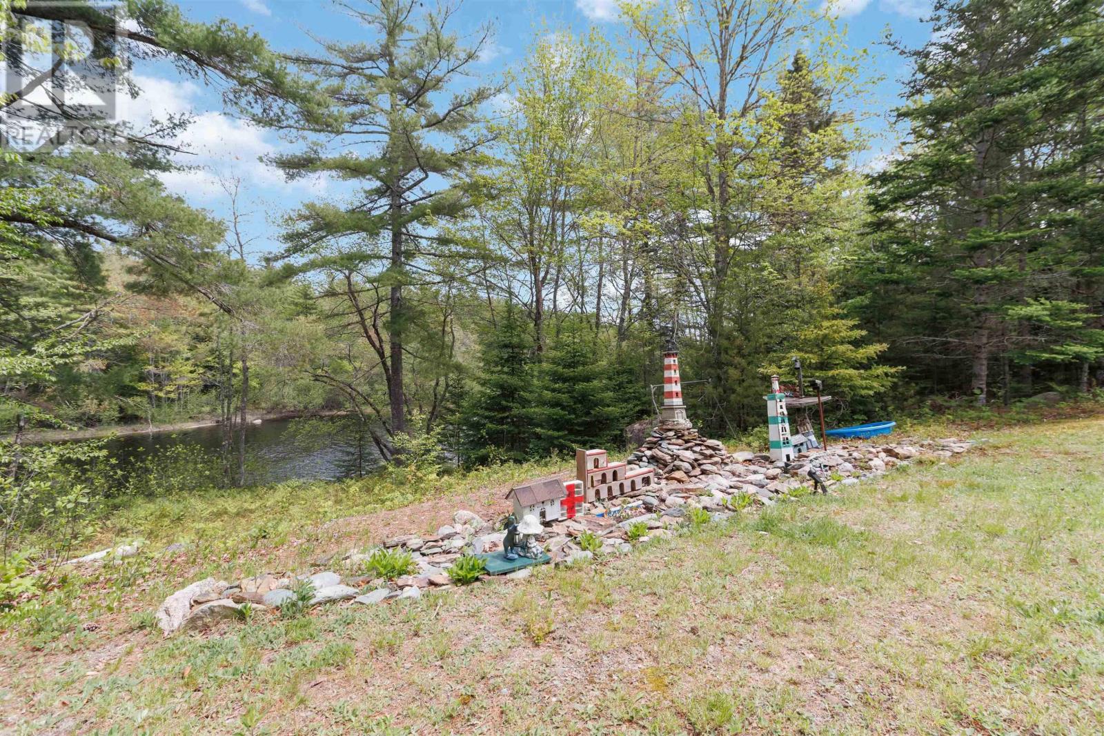 288 MEAUGHER Road - 28