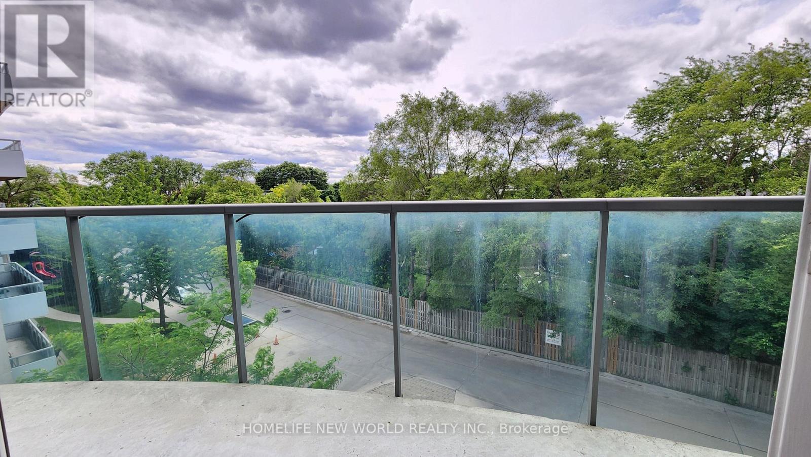 #404 3830 BATHURST STREET - 21