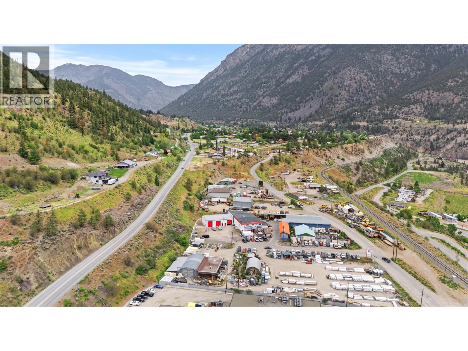 133 MORAN Place, Lillooet — photo 3