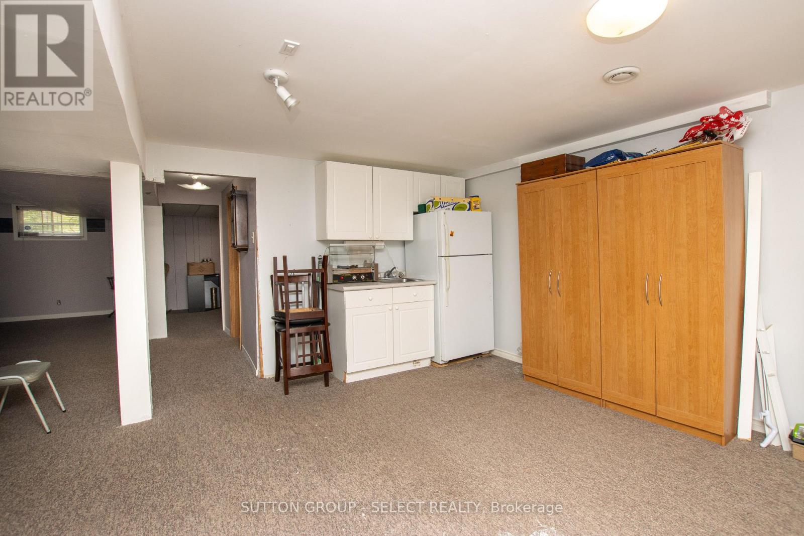 716 MONSARRAT AVENUE - 26