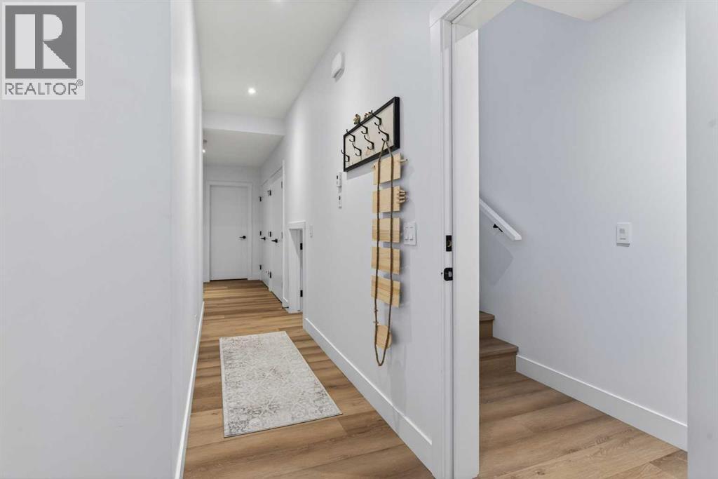 1135A Regent Crescent NE — photo 31