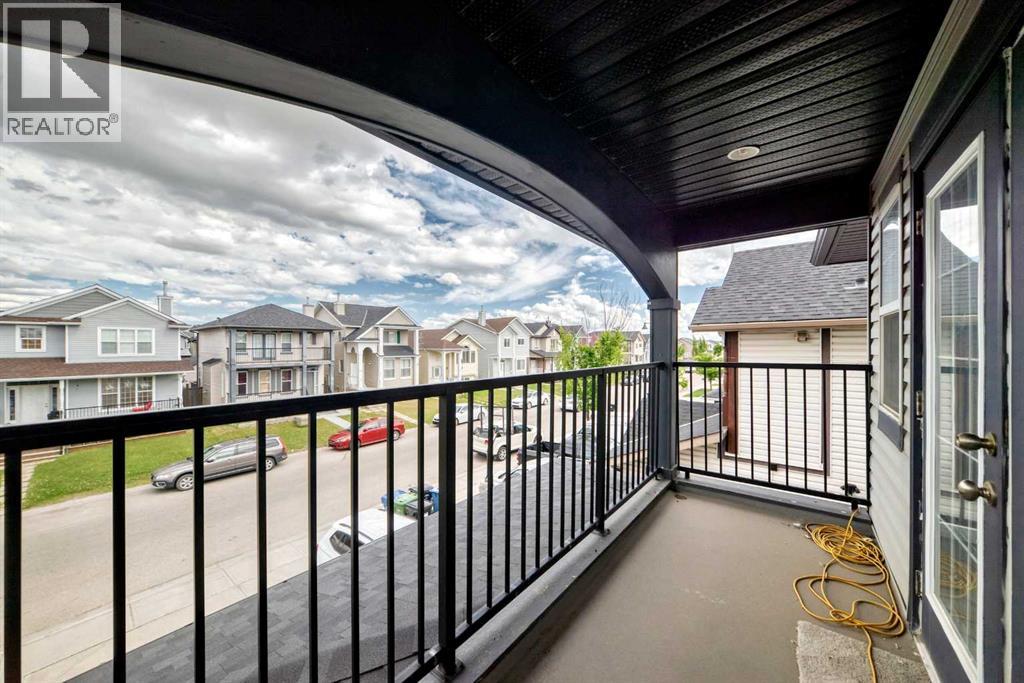11 Taralake Way NE - 15