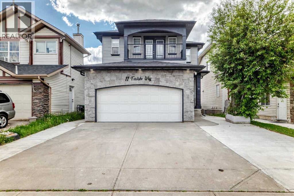 11 Taralake Way NE - 1